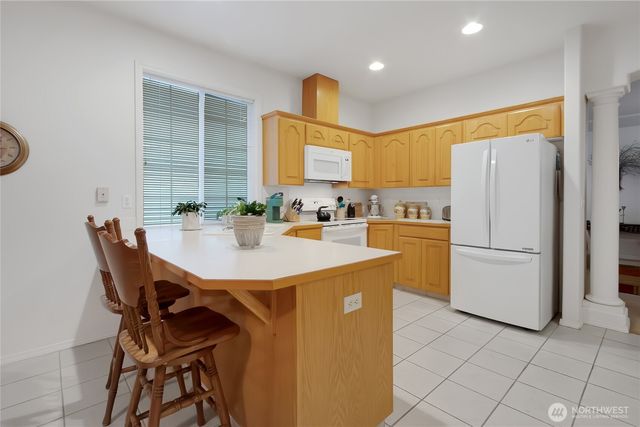 8235 Sweetbrier Loop SE, Olympia, WA 98513