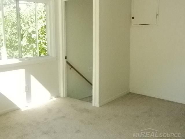 2000 Pearl Avenue, Warren, MI 48091