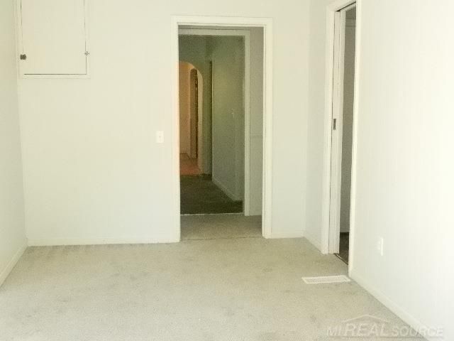 2000 Pearl Avenue, Warren, MI 48091