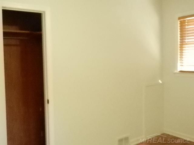 2000 Pearl Avenue, Warren, MI 48091