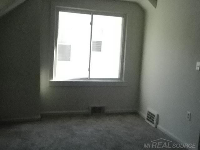 2000 Pearl Avenue, Warren, MI 48091