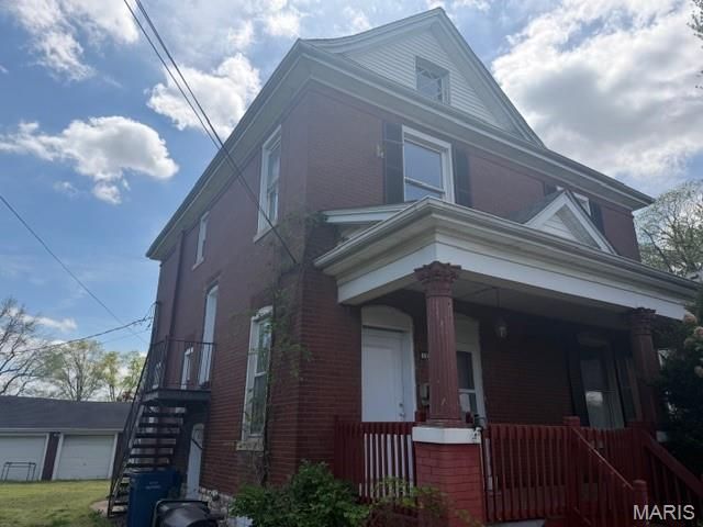 124 Carlyle Avenue, Belleville, IL 62220