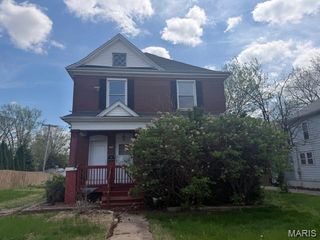 124 Carlyle Avenue, Belleville, IL 62220