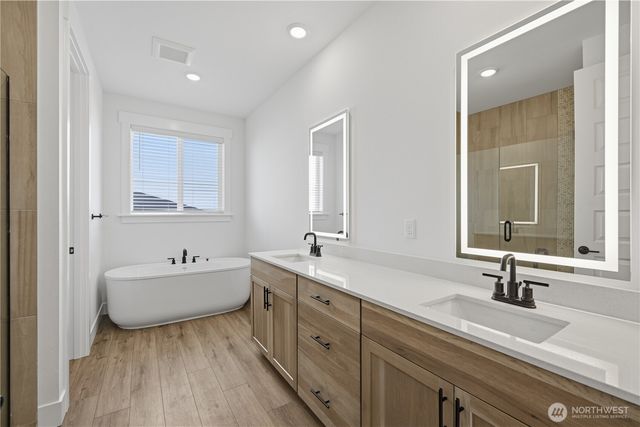 32069 Myrtle Avenue SE, Black Diamond, WA 98010