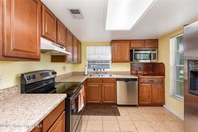 1725 VALLEY FORGE DRIVE, Titusville, FL 32796