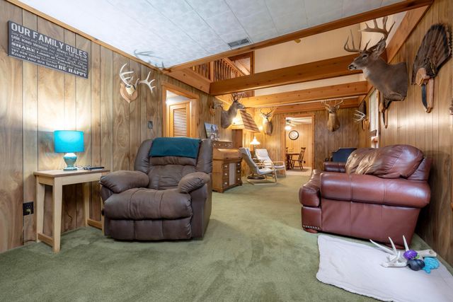 8556 State Route 117, Huntsville, OH 43324