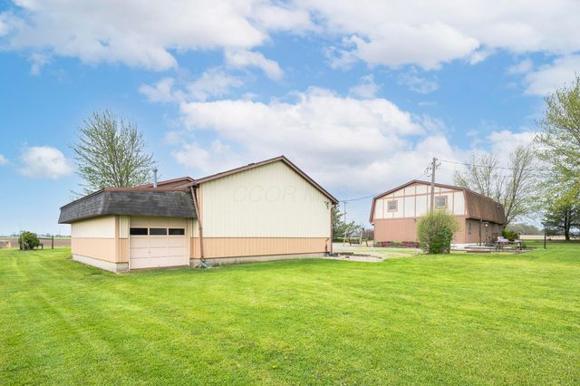 8556 State Route 117, Huntsville, OH 43324