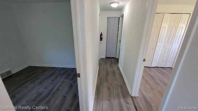 8753 Lozen Drive, Sterling Heights, MI 48313