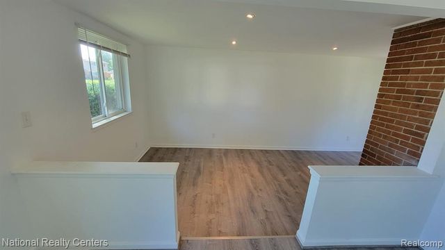 8753 Lozen Drive, Sterling Heights, MI 48313