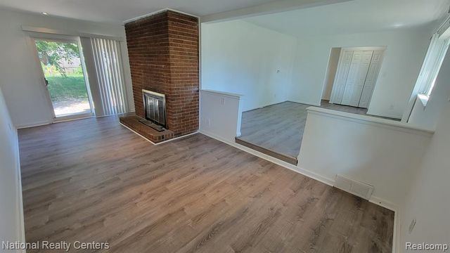 8753 Lozen Drive, Sterling Heights, MI 48313