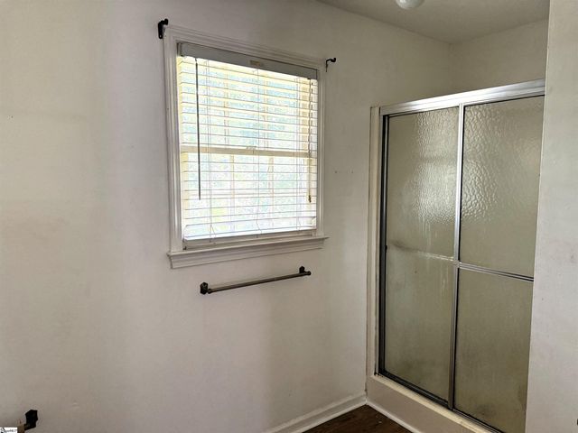 210 Trailwood Drive, Spartanburg, SC 29301