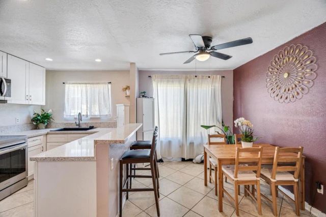 1615 Pentecost Way 6, San Diego, CA 92105