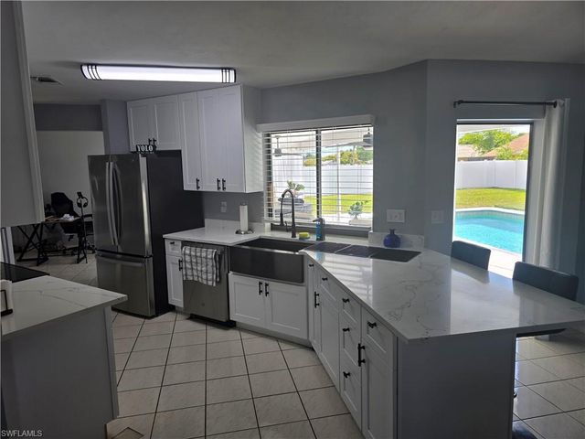 3626 SW 5th PL, Cape Coral, FL 33914
