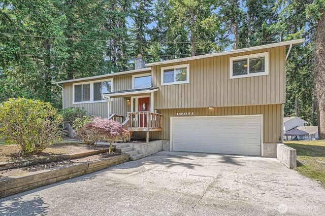 10911 150th Street Ct E, Puyallup, WA 98374