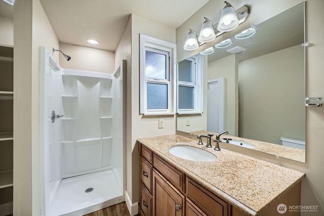 10911 150th Street Ct E, Puyallup, WA 98374