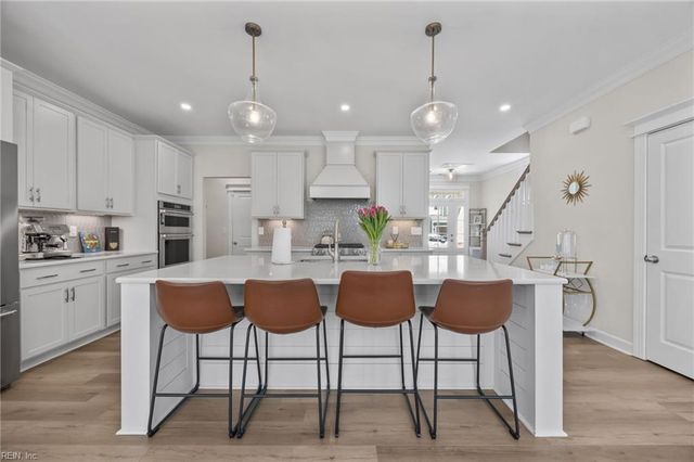 821 Azusa WAY, Virginia Beach, VA 23451