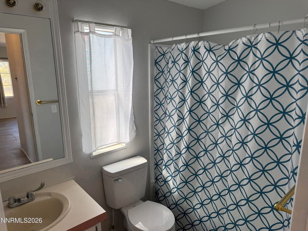 Image 13 of property listing at 4280 Margoree Lane, Fallon, NV 89406