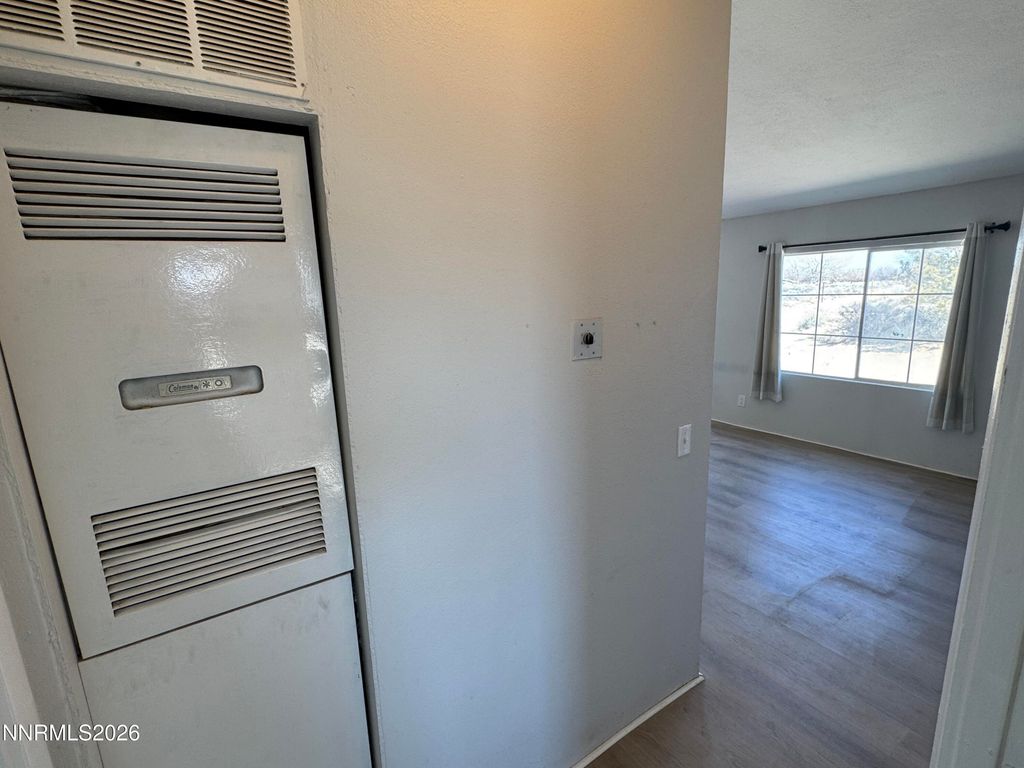 Image 14 of property listing at 4280 Margoree Lane, Fallon, NV 89406