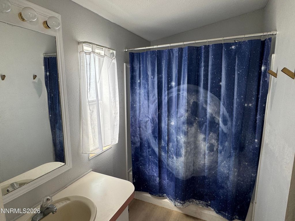 Image 7 of property listing at 4280 Margoree Lane, Fallon, NV 89406