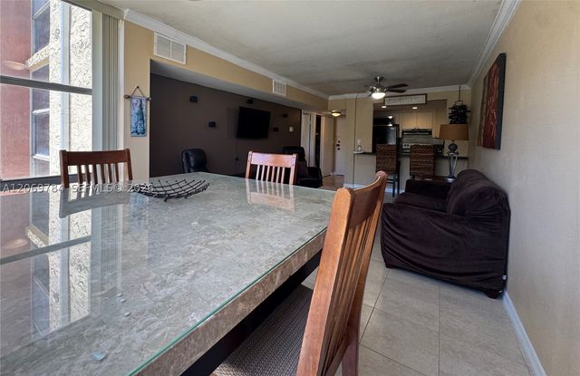210 172nd St 334, Sunny Isles Beach, FL 33160