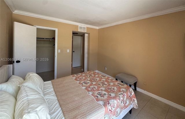 210 172nd St 334, Sunny Isles Beach, FL 33160