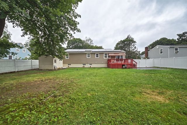 280 Ettrick St, Brockton, MA 02301