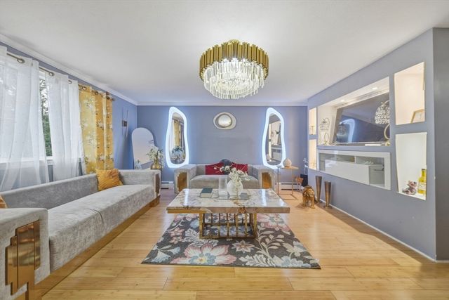 280 Ettrick St, Brockton, MA 02301