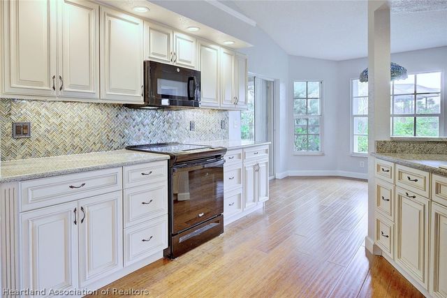 14 Wintergreen Trail, Lake Placid, FL 33852