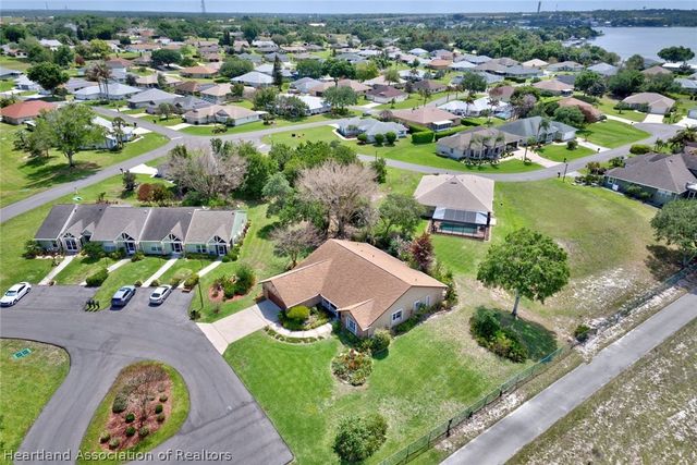 14 Wintergreen Trail, Lake Placid, FL 33852