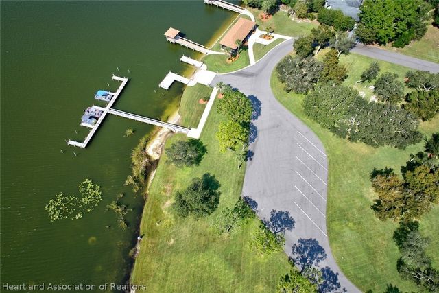 14 Wintergreen Trail, Lake Placid, FL 33852