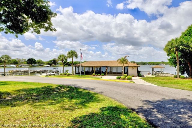 14 Wintergreen Trail, Lake Placid, FL 33852