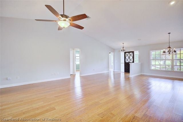 14 Wintergreen Trail, Lake Placid, FL 33852