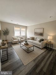 2109 FORT DAVIS ST SE #301, Washington, DC 20020