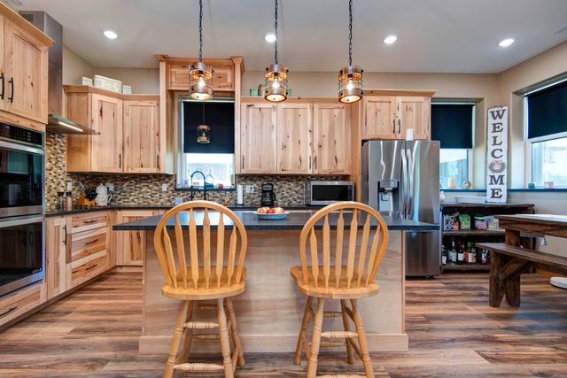 311 Mohican Lane, Lampe, MO 65681