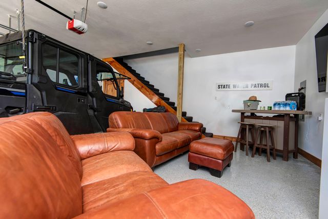311 Mohican Lane, Lampe, MO 65681