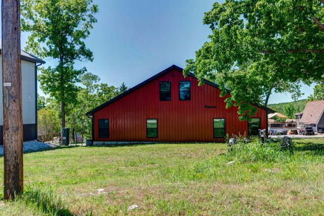 311 Mohican Lane, Lampe, MO 65681