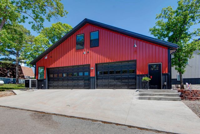 311 Mohican Lane, Lampe, MO 65681