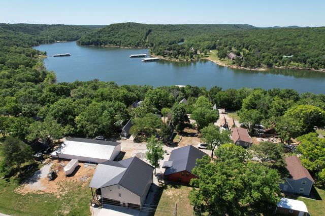 311 Mohican Lane, Lampe, MO 65681