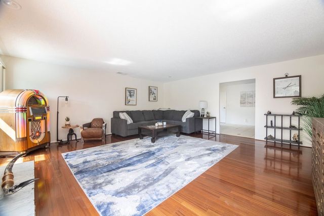 3132 E Locust, Orange, CA 92867