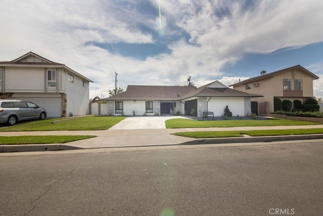 3132 E Locust, Orange, CA 92867