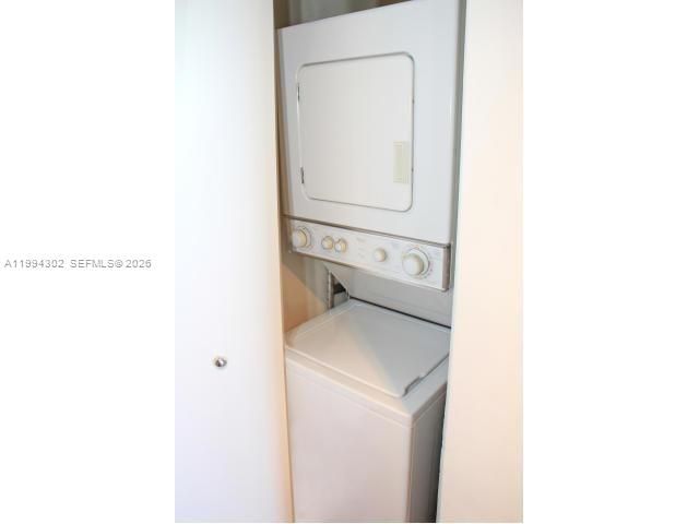 50 Biscayne Blvd 508, Miami, FL 33132