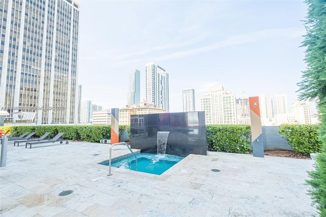 50 Biscayne Blvd 508, Miami, FL 33132