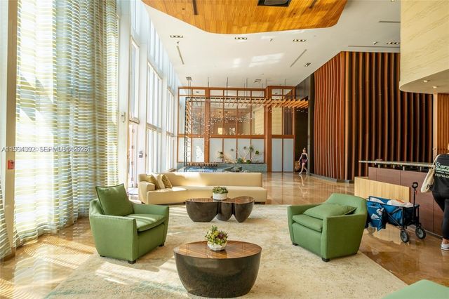 50 Biscayne Blvd 508, Miami, FL 33132