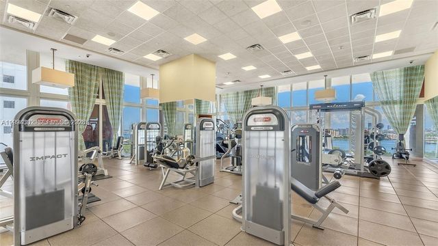 50 Biscayne Blvd 508, Miami, FL 33132