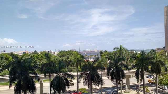 50 Biscayne Blvd 508, Miami, FL 33132