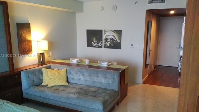 50 Biscayne Blvd 508, Miami, FL 33132