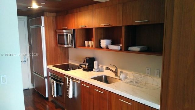 50 Biscayne Blvd 508, Miami, FL 33132