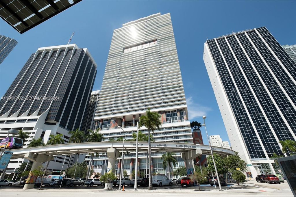 50 Biscayne Blvd 508, Miami, FL 33132