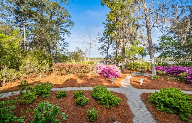 23 Ridge Rd, Beaufort, SC 29907