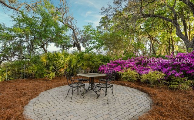 23 Ridge Rd, Beaufort, SC 29907